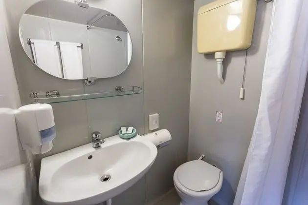 Standard Tek Büyük veya İki Ayrı Yataklı Oda