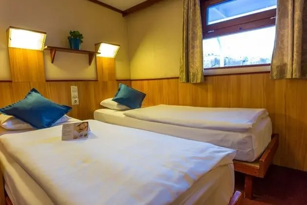 Standard Tek Büyük veya İki Ayrı Yataklı Oda, Nehir Manzaralı