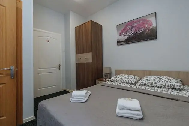 Standard Tek Büyük Yataklı Oda