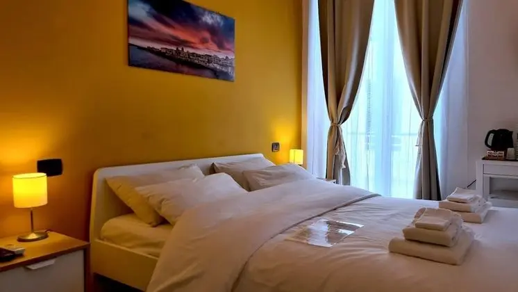 Deluxe Tek Büyük Yataklı Oda