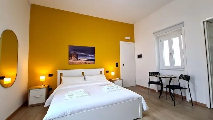 Premium Tek Büyük Yataklı Oda