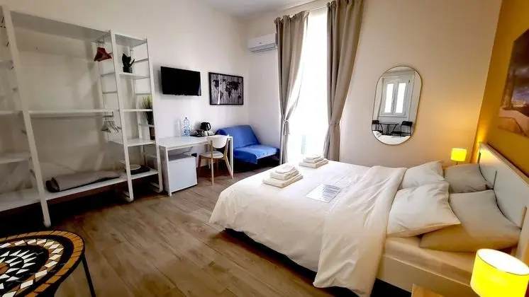 Premium Tek Büyük Yataklı Oda