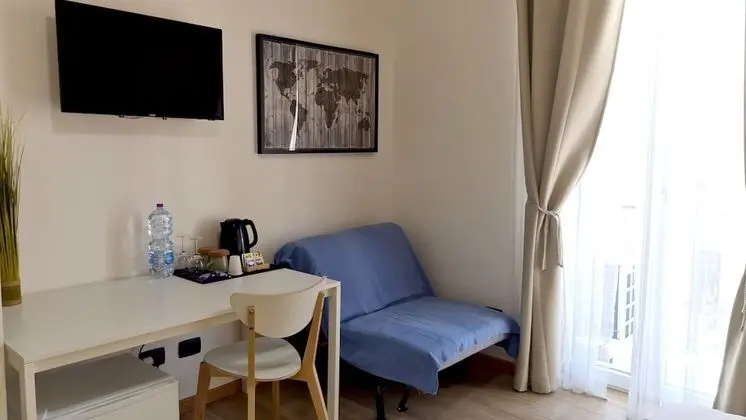 Premium Tek Büyük Yataklı Oda