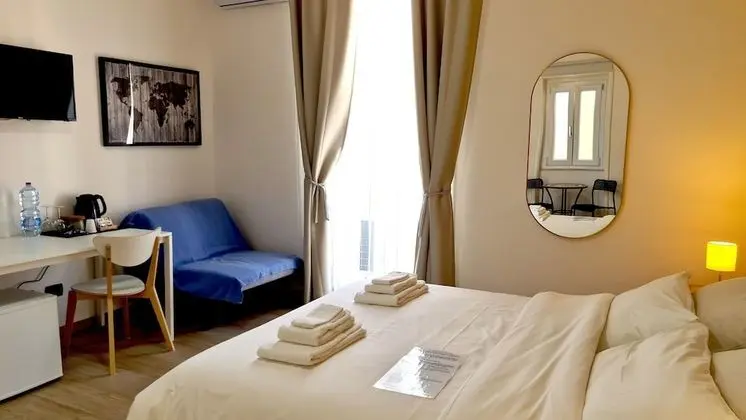 Premium Tek Büyük Yataklı Oda