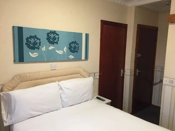 Basic Dört Kişilik Oda, Banyolu/Duşlu (Room (Sleeps 4))