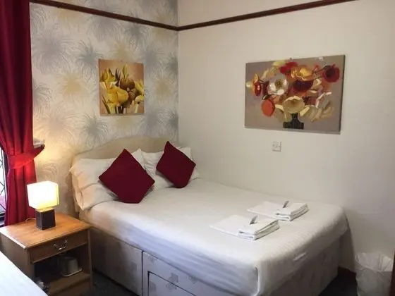Üç Kişilik Oda, Banyolu/Duşlu (Room (Sleeps-3 ))