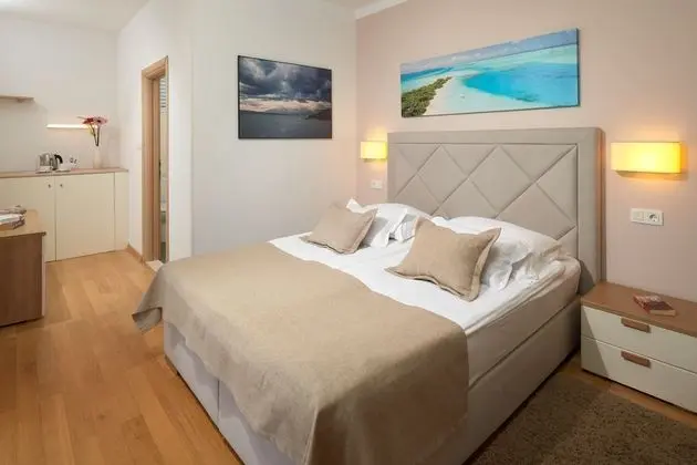 Economy Tek Büyük Yataklı Oda, Bahçe Manzaralı