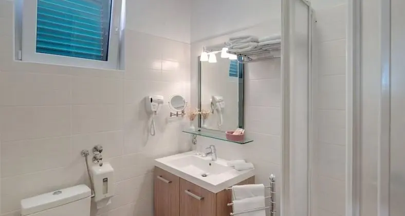 Economy Tek Büyük Yataklı Oda, Bahçe Manzaralı