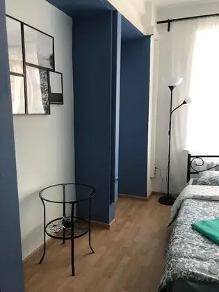 Tek Büyük Yataklı Oda (with window)