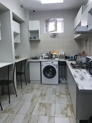 Tek Büyük Yataklı Oda (with window)