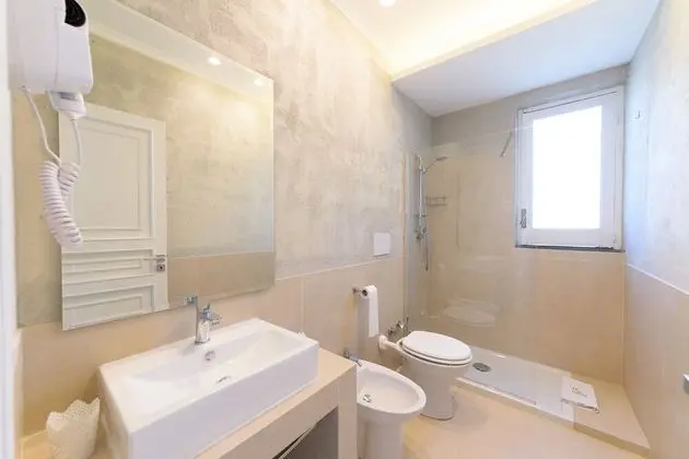 Family Üç Kişilik Oda