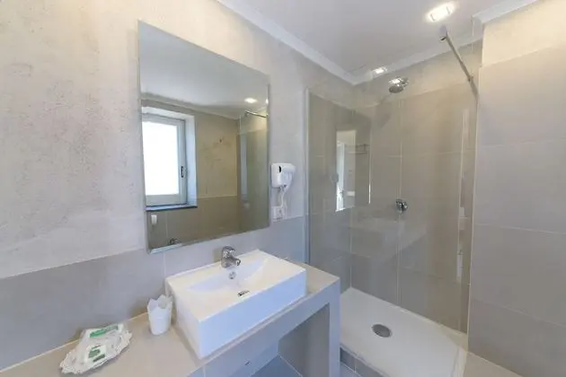 Family Üç Kişilik Oda