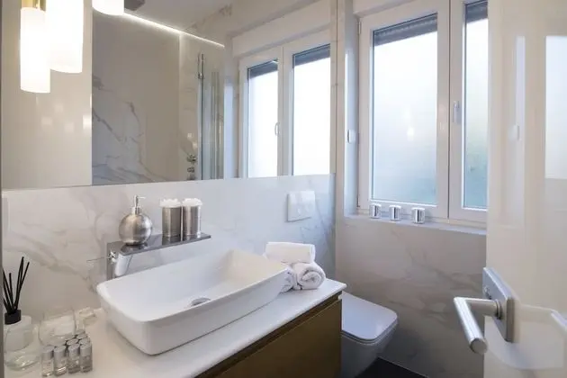 Deluxe Double Room with Balcony - 2