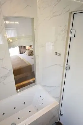 Deluxe Double Room with Balcony - 2