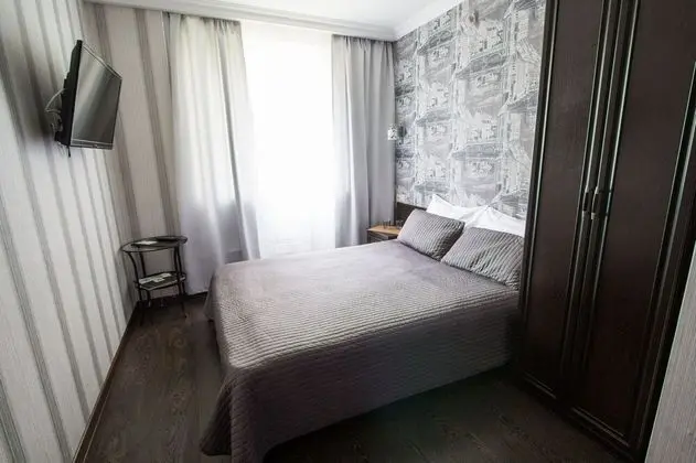 Standard Tek Büyük Yataklı Oda