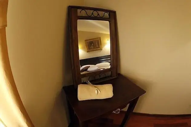 Comfort Tek Büyük Yataklı Oda