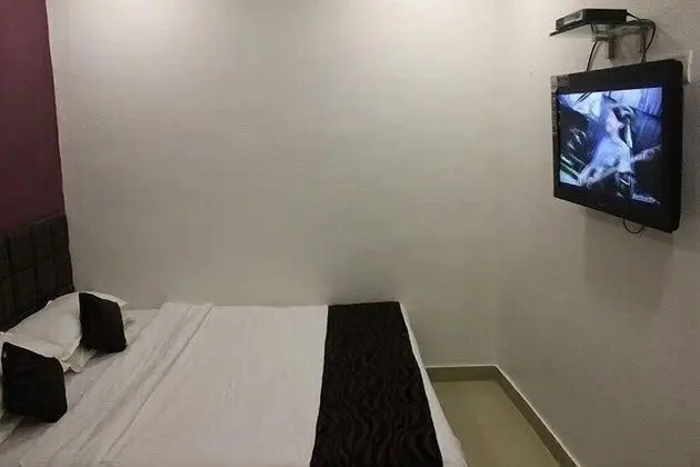 Standard Oda, 1 Çift Kişilik Yatak, Sigara İçilebilir