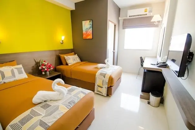 Superior 2 Single Beds