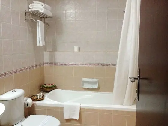 Tek Büyük Yataklı Oda