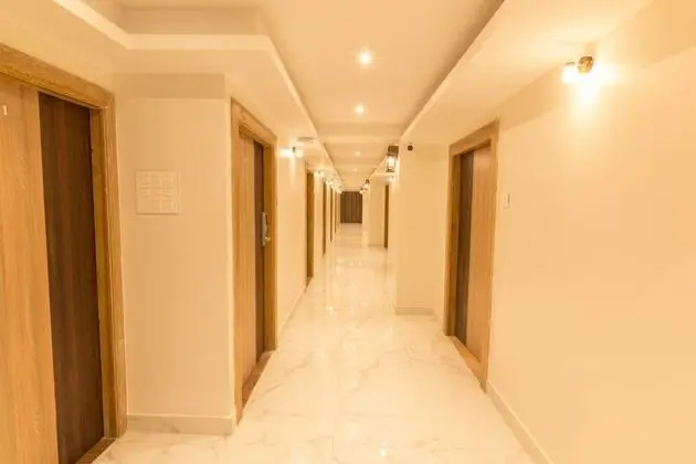 Deluxe Tek Büyük Yataklı Oda, 1 Büyük (Queen) Boy Yatak, Sigara İçilmez, Şehir Manzaralı