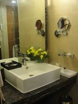 Standard Oda, 1 Büyük (Queen) Boy Yatak, Şehir Manzaralı (FORTUNE CLUB ROOM)