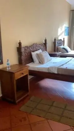 Üç Kişilik Oda