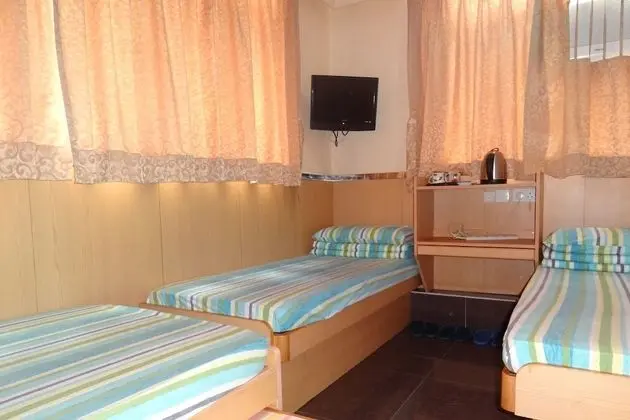 Dört Kişilik Oda