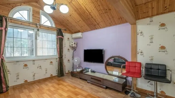 Oda (Solar Poisoned Vegetable Spa)