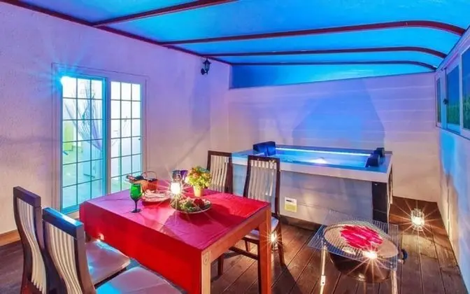 Oda (Solar Poisoned Vegetable Spa)