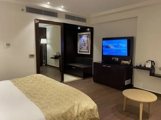 Club Oda (Fortune Club Room)