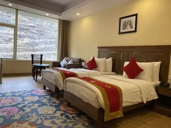 Deluxe Oda, 1 En Büyük (King) Boy Yatak, Dağ Manzaralı (Premium Hill View)