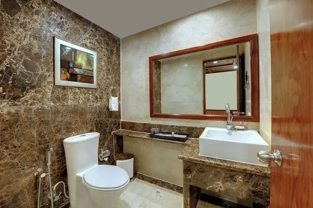 Standard Süit, 1 Büyük (Queen) Boy Yatak, Şehir Manzaralı (Executive Suite)
