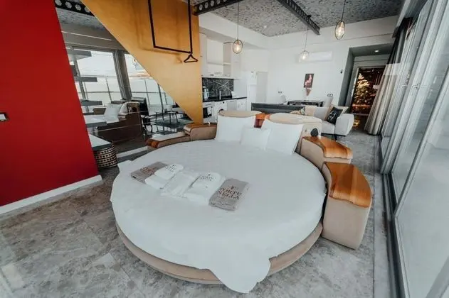 Balayı Odası, Marina Manzaralı, Jakuzili