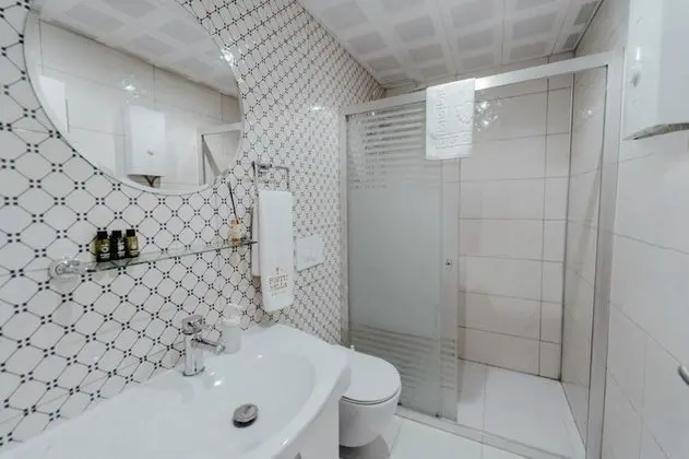 Standart Oda, Avlu Manzaralı