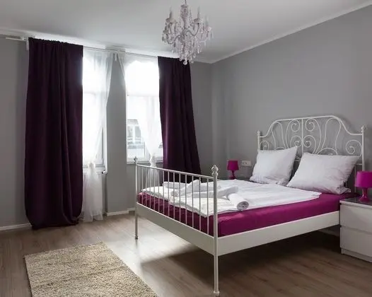Üç Kişilik Oda