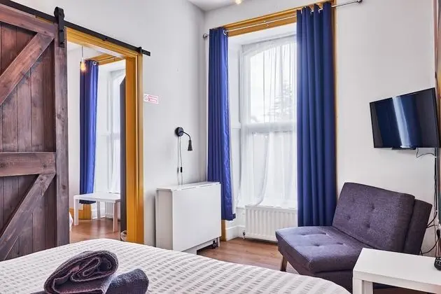 Ev, Özel Banyo (Northland House)