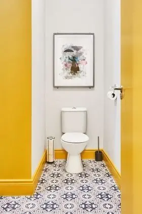 Tek Büyük Yataklı Oda, Ortak Banyo (Budget)