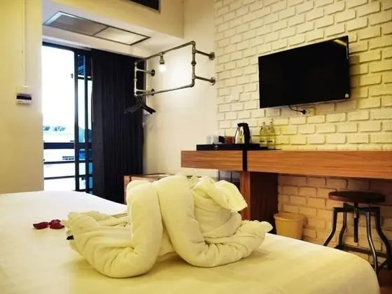 Deluxe Tek Büyük Yataklı Oda