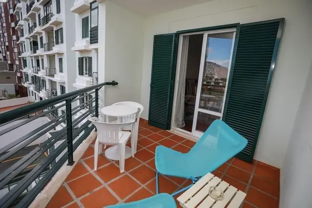 Apart Daire, 1 Yatak Odası, Balkon, Kısmi Deniz Manzaralı