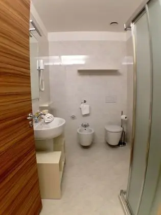 İki Ayrı Yataklı Oda, 2 Tek Kişilik Yatak