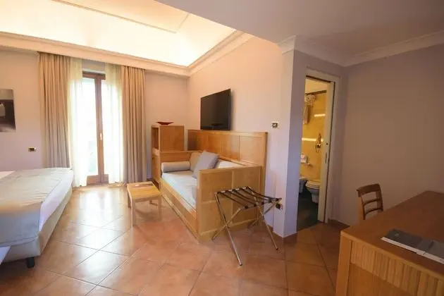 Junior Stüdyo Süit, Şehir Manzaralı (Anfiteatro)