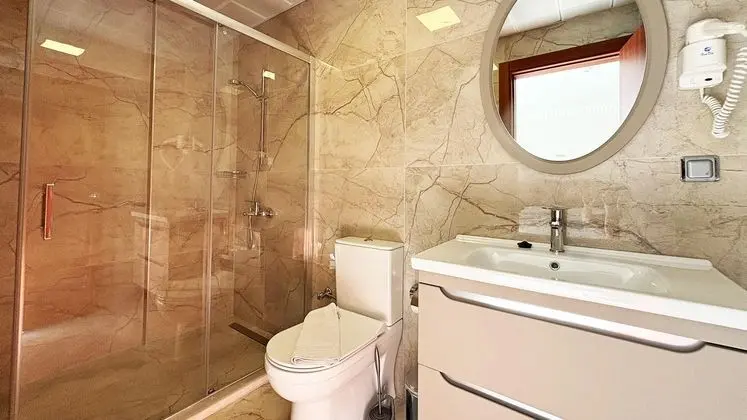 https://images.odamax.com/img/1920x1080/odamax/image/upload/Forum_Residence_Hotel_202602111727316_IMG5.jpg