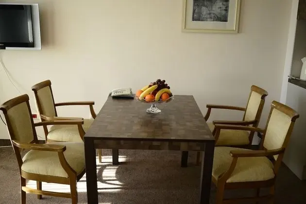 Apart Daire, Küçük Mutfak