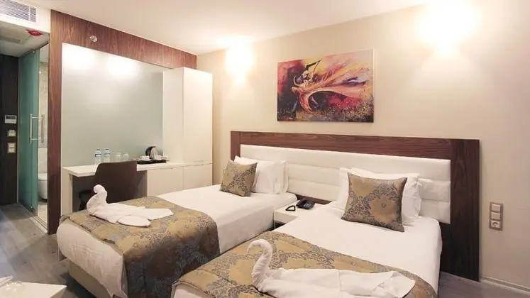 Standart Oda, Şehir Manzaralı
