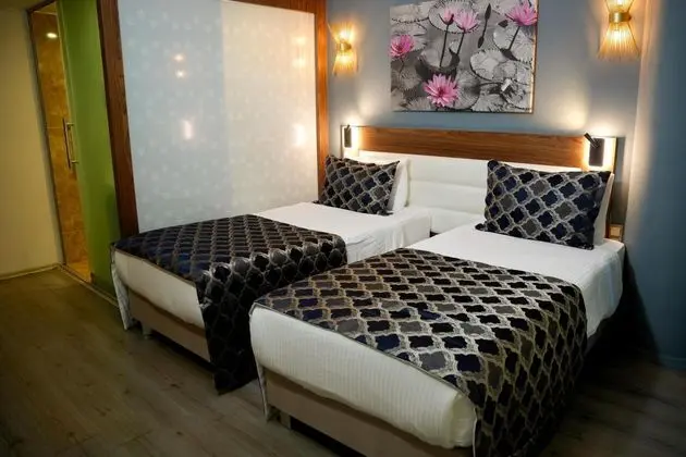 Standart Oda, Şehir Manzaralı