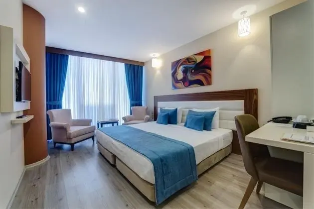 Standart Oda, Şehir Manzaralı