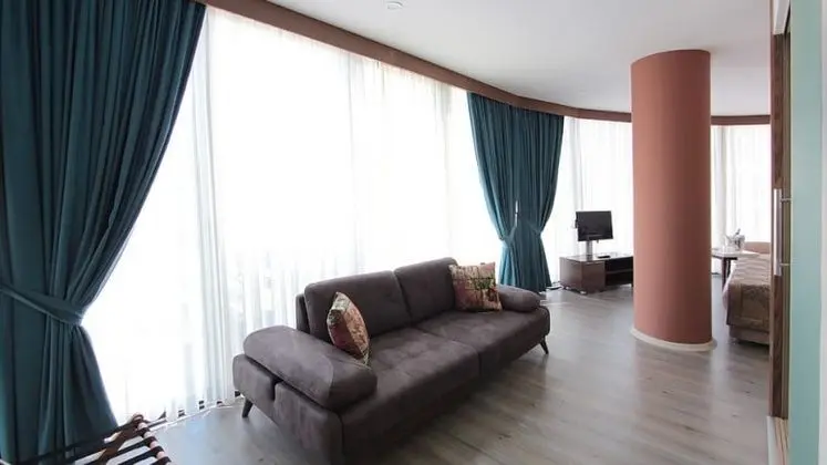 Suite, Şehir Manzaralı