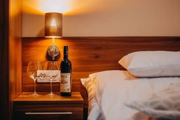 Standard Tek Büyük veya İki Ayrı Yataklı Oda, Şehir Manzaralı