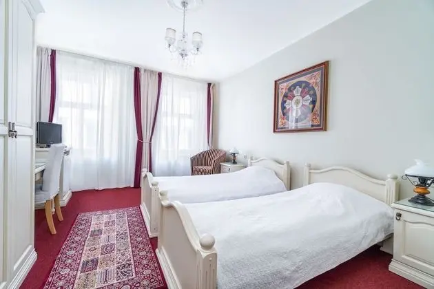 Standard Tek Büyük veya İki Ayrı Yataklı Oda