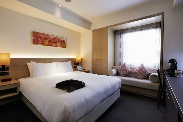 Deluxe Tek Büyük Yataklı Oda (for 2 Guests)